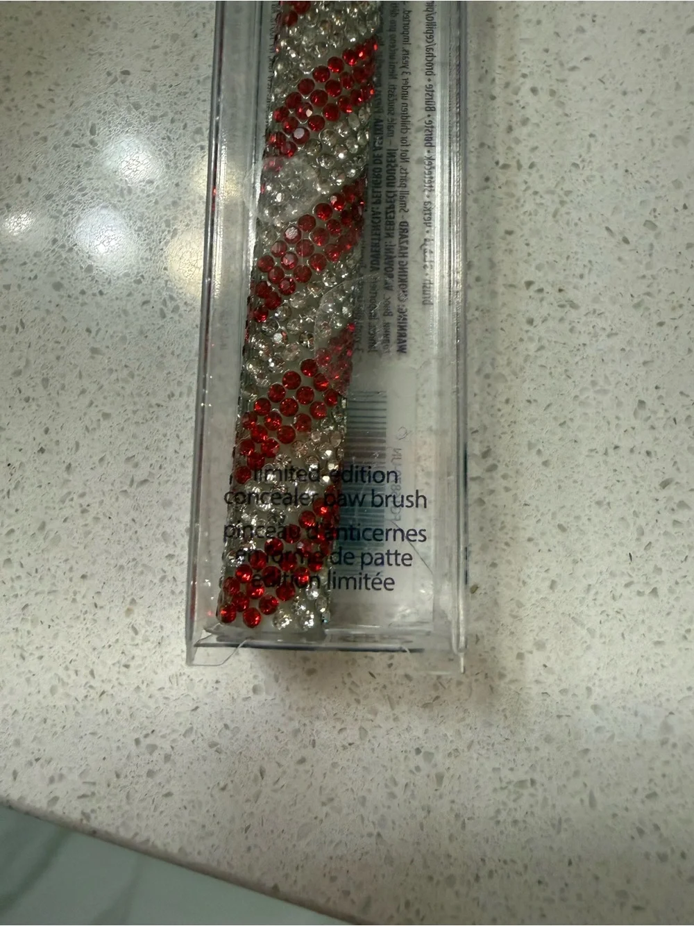 Tarte “Candy Cane” Rhinestone Concealer Paw Brush- NIB